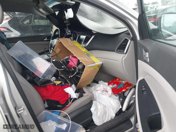 2018 Hyundai Tucson SEL with VIN KM8J33A47JU690687, listed as a IAAI auction lot 41515092 with 65,747 mi miles. Bid and sale history available at carsss.com. Image 5.