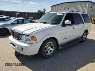 2001 Lincoln Navigator with VIN 5LMFU28R01LJ13985, listed as a Copart auction lot 57354795 with 174,746 mi miles and Clean title. Bid and sale history available at DreamBid. Image 1.