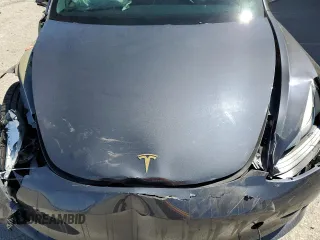 2023 Tesla Model 3 z VIN 5YJ3E1EAXPF409835, wystawiony jako Copart lot #56205335 z przebiegiem Nie podano mil oraz Szkoda całkowita • Salvage title. Historia ofert i sprzedaży dostępna na DreamBid. Obrazek 11.