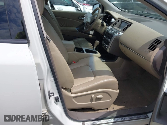 2010 Nissan Murano SL z VIN JN8AZ1MW0AW130023, wystawiony jako IAAI lot #42266242 z przebiegiem 185 074 mil mil oraz . Historia ofert i sprzedaży dostępna na DreamBid. Obrazek 5.