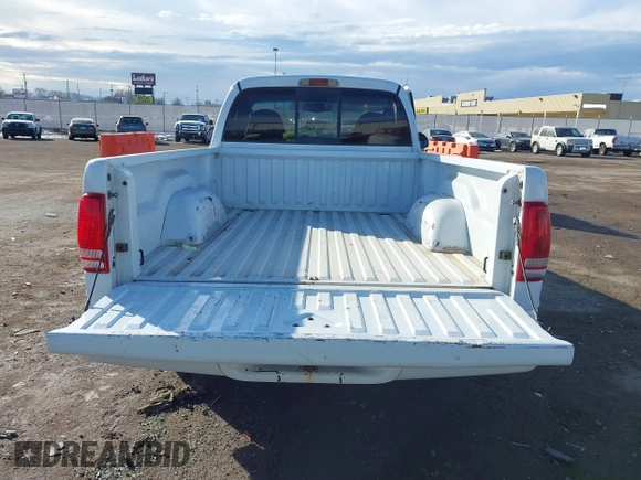 2000 Dodge Dakota SLT with VIN 1B7GL26Z7YS708253, listed as a IAAI auction lot 41402953 with 103,461 mi miles and . Bid and sale history available at DreamBid. Image 16.