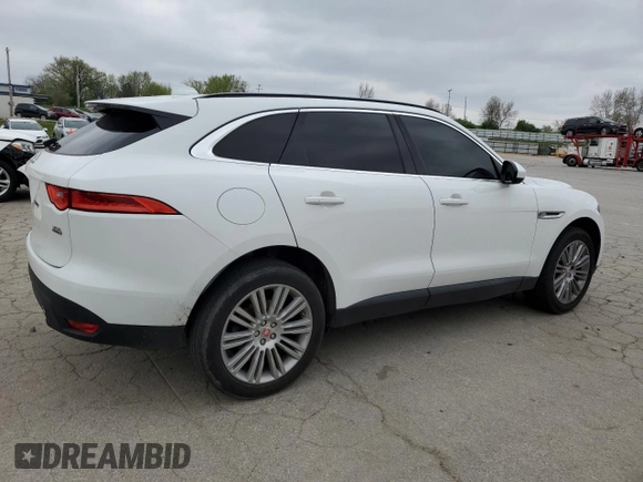 2019 Jaguar F-Pace 25t Premium with VIN SADCJ2GX2KA367489, listed as a Copart auction lot 51836315 with 124,524 mi miles and Salvage title. Bid and sale history available at DreamBid. Image 3.