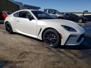 2022 Toyota GR86 Premium with VIN JF1ZNBF14N8756529, listed as a Copart auction lot 69062994 with 15,676 mi miles and Salvage Title. Bid and sale history available at carsss.com. Image 4.