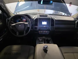 2018 Ford Expedition XLT z VIN 1FMJU1HT2JEA50850, wystawiony jako Copart lot #57295665 z przebiegiem 96 754 mil mil oraz Czysty tytuł • Clean title. Historia ofert i sprzedaży dostępna na DreamBid. Obrazek 9.
