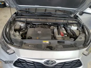2022 Toyota Highlander L with VIN 5TDCZRAH6NS097981, listed as a Copart auction lot 54447185 with 60,934 mi miles and Salvage title. Bid and sale history available at DreamBid. Image 12.