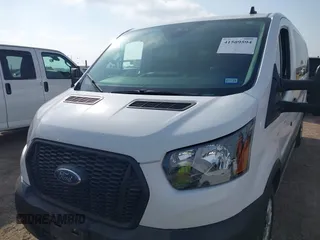 2022 Ford Transit Passenger XL with VIN 1FBAX2Y85NKA67506, listed as a IAAI auction lot 41509594 with 209,455 mi miles and . Bid and sale history available at DreamBid. Image 6.