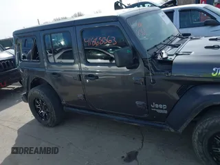2020 Jeep Wrangler Unlimited Sport S z VIN 1C4HJXDN3LW155884, wystawiony jako IAAI lot #41868363 z przebiegiem 82 901 mil mil oraz . Historia ofert i sprzedaży dostępna na DreamBid. Obrazek 13.