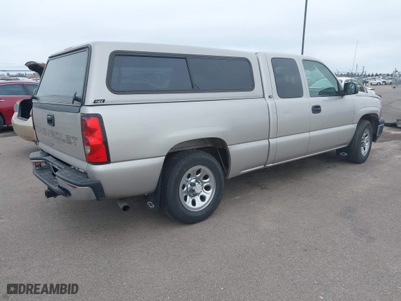 2006 Chevrolet Silverado 1500 LS with VIN 1GCEC19V86Z146071, listed as a IAAI auction lot 41853522 with 118,855 mi miles. Bid and sale history available at carsss.com. Image 4.