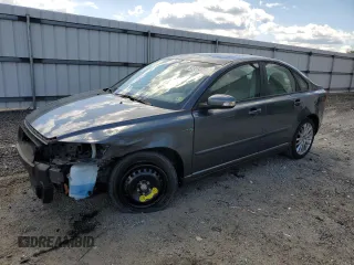 2010 Volvo S40 with VIN YV1382MS7A2491664, listed as a Copart auction lot 53325645 with 53,416 mi miles and Salvage Title. Bid and sale history available at carsss.com. Image 1.
