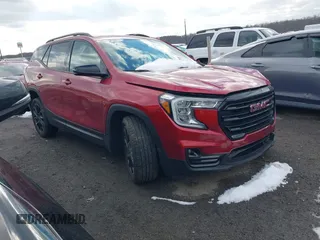 2024 GMC Terrain SLT z VIN 3GKALPEG2RL252105, wystawiony jako IAAI lot #41253129 z przebiegiem 12 002 mil mil oraz . Historia ofert i sprzedaży dostępna na DreamBid. Obrazek 1.