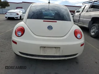 2006 Volkswagen Beetle with VIN 3VWSG31C86M413513, listed as a Copart auction lot 81557984 with 122,632 mi miles and Clean Title. Bid and sale history available at DreamBid. Image 6.