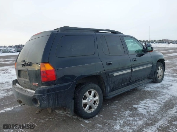 2004 GMC Envoy XL SLT with VIN 1GKET16S046220225, listed as a IAAI auction lot 41119771 with 181,472 mi miles. Bid and sale history available at carsss.com. Image 4.