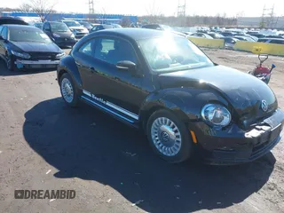 2013 Volkswagen Beetle Fender Edition with VIN 3VWJP7AT8DM685155, listed as a IAAI auction lot 41815170 with 49,901 mi miles and . Bid and sale history available at DreamBid. Image 1.