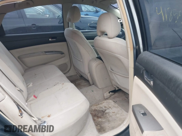2005 Toyota Prius with VIN JTDKB20U153120011, listed as a IAAI auction lot 41855417 with 231,838 mi miles. Bid and sale history available at carsss.com. Image 8.