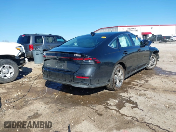 2024 Honda Accord EX с VIN 1HGCY1F32RA076762, выставлен на аукционе IAAI как лот 41440353 с пробегом Не указан миль и . История ставок и продаж доступна на DreamBid. Изображение 4.