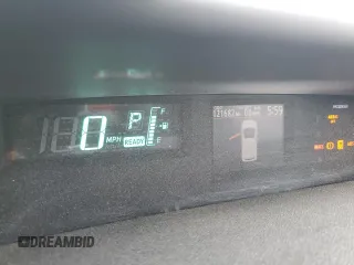 2013 Toyota Prius One z VIN JTDKDTB37D1556098, wystawiony jako Copart lot #53705235 z przebiegiem 121 682 mil mil oraz Szkoda całkowita • Salvage title. Historia ofert i sprzedaży dostępna na DreamBid. Obrazek 9.