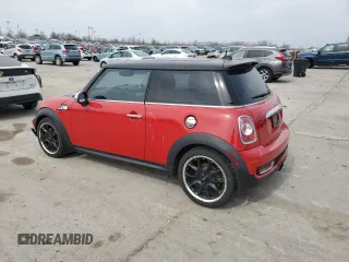 2011 MINI Hardtop S with VIN WMWSV3C54BTY14542, listed as a Copart auction lot 49490325 with 118,223 mi miles and Salvage Title. Bid and sale history available at DreamBid. Image 2.