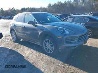 2021 Porsche Cayenne z VIN WP1AA2AY5MDA10506, wystawiony jako IAAI lot #41446084 z przebiegiem 33 582 mil mil oraz . Historia ofert i sprzedaży dostępna na DreamBid. Obrazek 1.