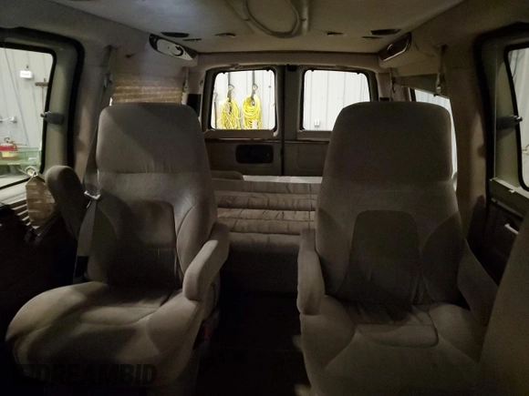 2005 Chevrolet Express Cargo Van YF7 Upfitter with VIN 1GBFG15T151204195, listed as a Copart auction lot 44330135 with 120,189 mi miles and Clean Title. Bid and sale history available at carsss.com. Image 10.