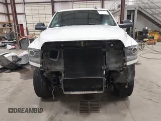 2018 Ram 2500 Laramie with VIN 3C6UR5FL1JG213467, listed as a IAAI auction lot 41513596 with 100,855 mi miles and . Bid and sale history available at DreamBid. Image 6.