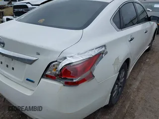2014 Nissan Altima S with VIN 1N4AL3AP8EN382691, listed as a IAAI auction lot 41931720 with 205,312 mi miles and . Bid and sale history available at DreamBid. Image 6.