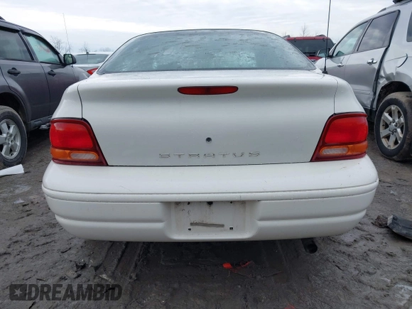 1999 Dodge Stratus z VIN 1B3EJ46X6XN614967, wystawiony jako IAAI lot #41663475 z przebiegiem 130 245 mil mil oraz . Historia ofert i sprzedaży dostępna na DreamBid. Obrazek 16.