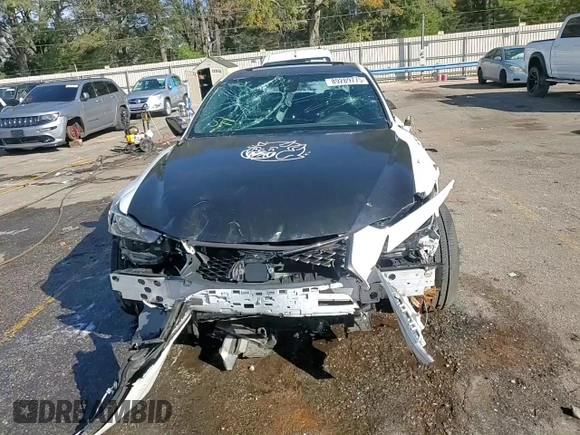 2019 Lexus IS 300 z VIN JTHBA1D22K5085872, wystawiony jako Copart lot #89289775 z przebiegiem 80 862 mil mil oraz Szkoda całkowita • Salvage title. Historia ofert i sprzedaży dostępna na DreamBid. Obrazek 13.