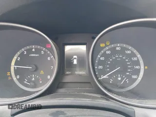 2017 Hyundai Santa Fe 2.4L with VIN 5XYZTDLB9HG440064, listed as a IAAI auction lot 42061524 with 140,365 mi miles and . Bid and sale history available at DreamBid. Image 7.