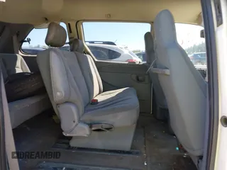 2005 Dodge Caravan SE with VIN 1D4GP25R55B298363, listed as a IAAI auction lot 42068006 with 306,997 mi miles. Bid and sale history available at carsss.com. Image 8.