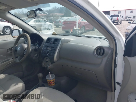 2012 Nissan Versa SL with VIN 3N1CN7AP6CL875631, listed as a IAAI auction lot 41800598 with 272,778 mi miles. Bid and sale history available at carsss.com. Image 5.