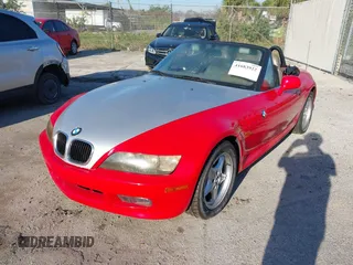1998 BMW 3 Series 1.9L with VIN 4USCH7320WLD15574, listed as a IAAI auction lot 41683922 with 125,218 mi miles. Bid and sale history available at carsss.com. Image 2.
