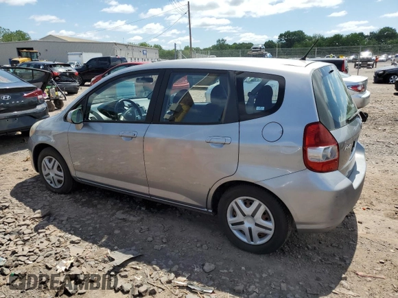 2007 Honda Fit с VIN JHMGD38457S043676, выставлен на аукционе Copart как лот 57217005 с пробегом 208 480 миль миль и Чистый • Clean title. История ставок и продаж доступна на DreamBid. Изображение 2.
