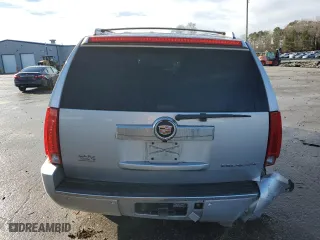 2013 Cadillac Escalade Luxury with VIN 1GYS4BEF7DR196438, listed as a Copart auction lot 86852594 with 117,270 mi miles and Salvage Title. Bid and sale history available at carsss.com. Image 6.