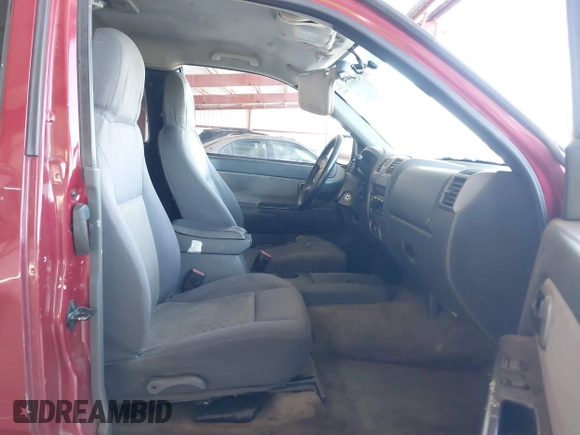 2004 GMC Canyon SLE Z71 z VIN 1GTDS196448128015, wystawiony jako IAAI lot #42306311 z przebiegiem 250 242 mil mil oraz . Historia ofert i sprzedaży dostępna na DreamBid. Obrazek 5.