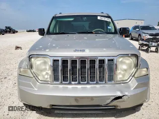 2008 Jeep Liberty Limited с VIN 1J8GN58K08W145981, выставлен на аукционе Copart как лот 65137745 с пробегом 245 443 миль миль и Списание • Salvage title. История ставок и продаж доступна на DreamBid. Изображение 5.