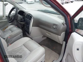 2007 Chrysler Town & Country LWB Touring with VIN 2A4GP54L97R294178, listed as a IAAI auction lot 41326629 with 251,055 mi miles. Bid and sale history available at carsss.com. Image 5.