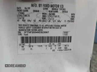 2009 Ford F-250 XL z VIN 1FTNF20549EB23067, wystawiony jako Copart lot #58130505 z przebiegiem 179 156 mil mil oraz Szkoda całkowita • Salvage title. Historia ofert i sprzedaży dostępna na DreamBid. Obrazek 12.