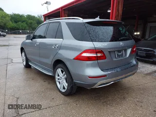 2015 Mercedes-Benz M 350 с VIN 4JGDA5JB1FA566890, выставлен на аукционе IAAI как лот 42114012 с пробегом 112 244 миль миль и . История ставок и продаж доступна на DreamBid. Изображение 3.