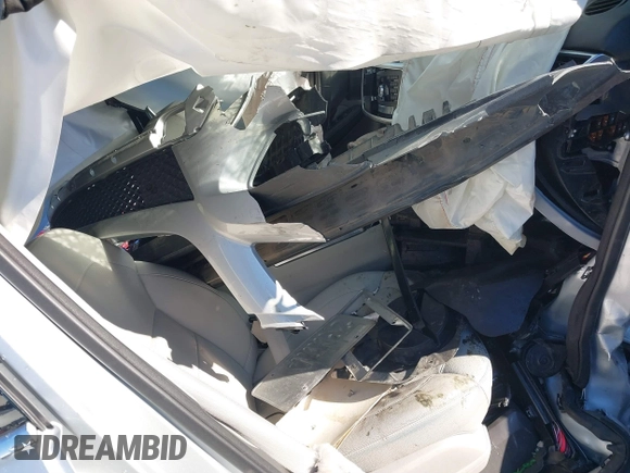 2015 Mercedes-Benz M 350 with VIN 4JGDA5HB4FA595001, listed as a IAAI auction lot 40765975 with Not provided miles and . Bid and sale history available at DreamBid. Image 5.