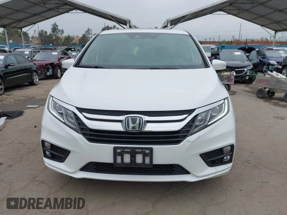 2020 Honda Odyssey EX-L with VIN 5FNRL6H78LB009523, listed as a IAAI auction lot 41882610 with 42,661 mi miles. Bid and sale history available at carsss.com. Image 13.