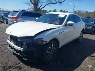 2017 Maserati Levante with VIN ZN661XUA6HX210610, listed as a IAAI auction lot 41867196 with 87,484 mi miles. Bid and sale history available at carsss.com. Image 18.