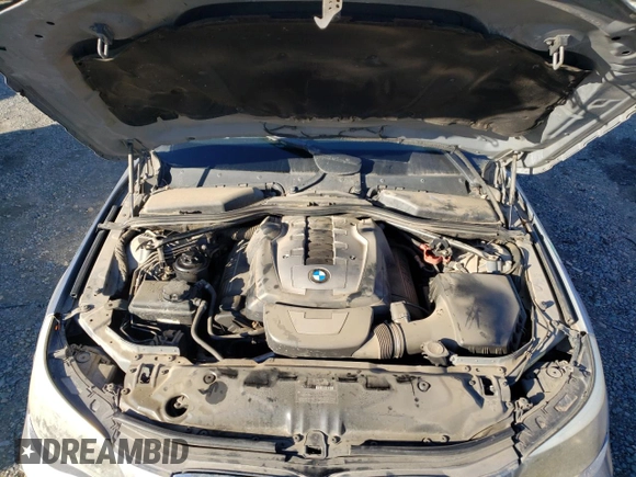 2007 BMW 5 Series 550i with VIN WBANB53507CP06492, listed as a Copart auction lot 44062275 with 143,030 mi miles and Clean Title. Bid and sale history available at DreamBid. Image 11.