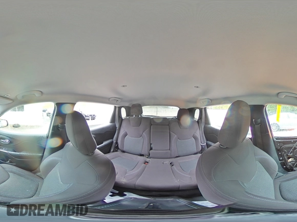 2019 Jeep Cherokee Latitude с VIN 1C4PJLCB5KD357468, выставлен на аукционе Copart как лот 57979625 с пробегом 69 644 миль миль и Списание • Salvage title. История ставок и продаж доступна на DreamBid. Изображение 15.