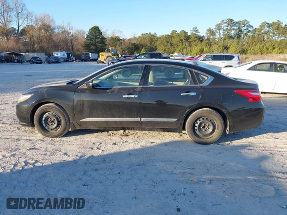 2017 Nissan Altima SV with VIN 1N4AL3AP0HC251769, listed as a IAAI auction lot 41352246 with 121,954 mi miles and . Bid and sale history available at carsss.com. Image 14.