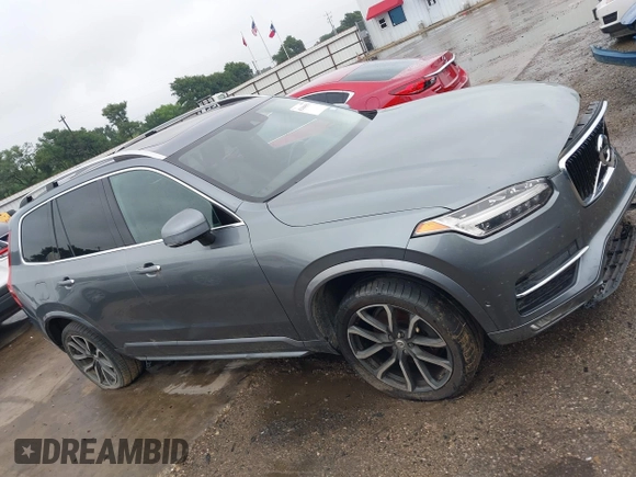 2018 Volvo XC90 Momentum with VIN YV4A22PK4J1322277, listed as a IAAI auction lot 42184555 with 105,818 mi miles and . Bid and sale history available at DreamBid. Image 13.
