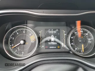 2020 Jeep Cherokee Latitude Plus z VIN 1C4PJLLB6LD552528, wystawiony jako Copart lot #54622145 z przebiegiem 65 438 mil mil oraz Szkoda całkowita • Salvage title. Historia ofert i sprzedaży dostępna na DreamBid. Obrazek 9.