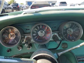 1961 Ford Thunderbird with VIN 1Y71Z144517, listed as a Copart auction lot 73210934 with 84,354 mi miles and Non Repairable. Bid and sale history available at DreamBid. Image 9.