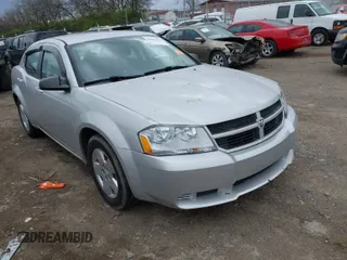 2010 Dodge Avenger SXT z VIN 1B3CC4FB1AN102546, wystawiony jako IAAI lot #41843252 z przebiegiem 319 250 mil mil oraz . Historia ofert i sprzedaży dostępna na DreamBid. Obrazek 1.