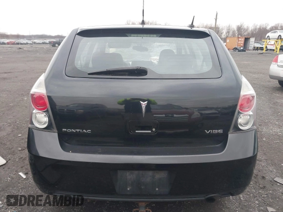 2010 Pontiac Vibe w/1SB with VIN 5Y2SP6E03AZ404584, listed as a IAAI auction lot 41133592 with 199,271 mi miles. Bid and sale history available at carsss.com. Image 16.