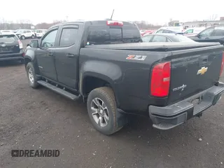 2016 Chevrolet Colorado 4WD Z71 with VIN 1GCGTDE32G1251669, listed as a IAAI auction lot 41913703 with 117,522 mi miles. Bid and sale history available at carsss.com. Image 3.